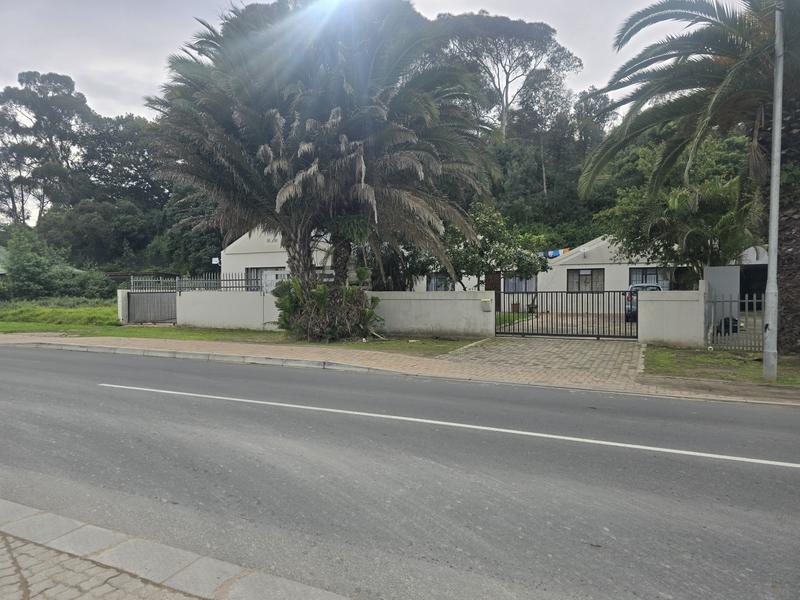 8 Bedroom Property for Sale in Groot Brakrivier Central Western Cape